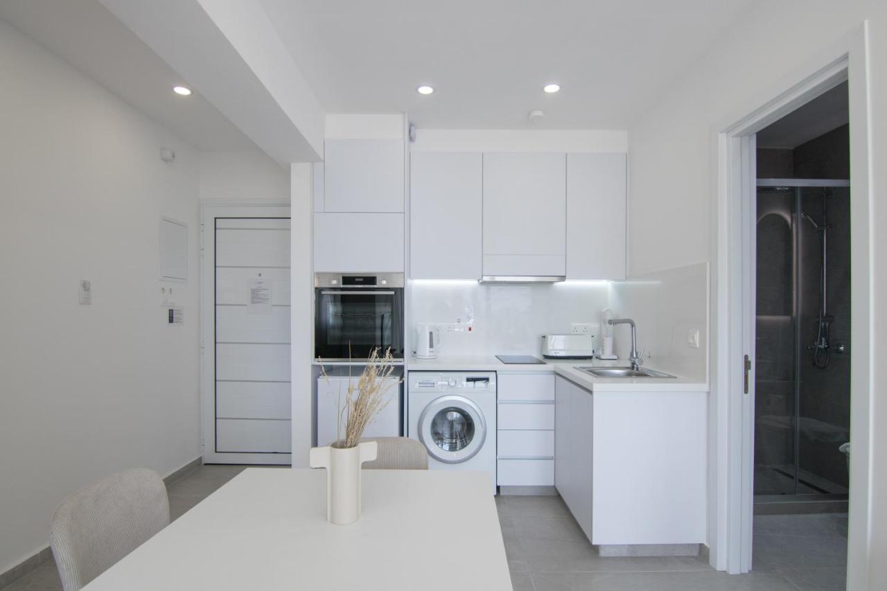 Phaedrus Living Seaview Modern Flat Limnaria 134 Lägenhet Paphos Exteriör bild